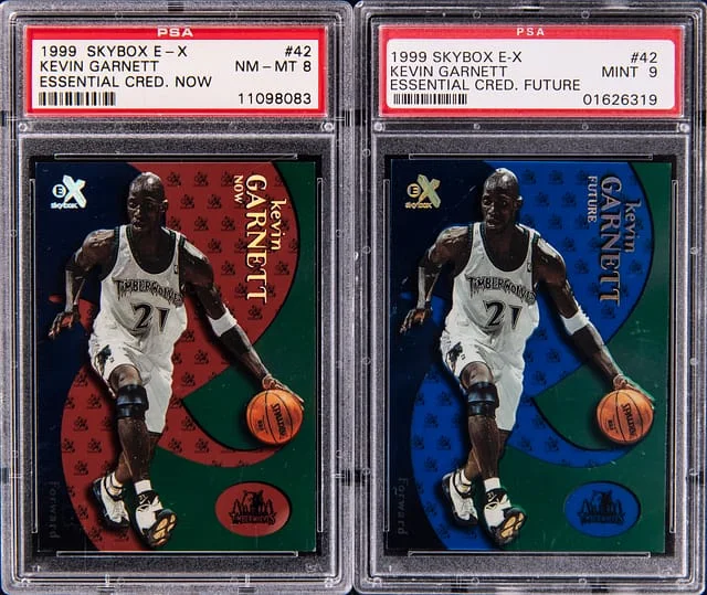 1999-00 SkyBox E-X Kevin Garnett Essential Credentials #42 card image