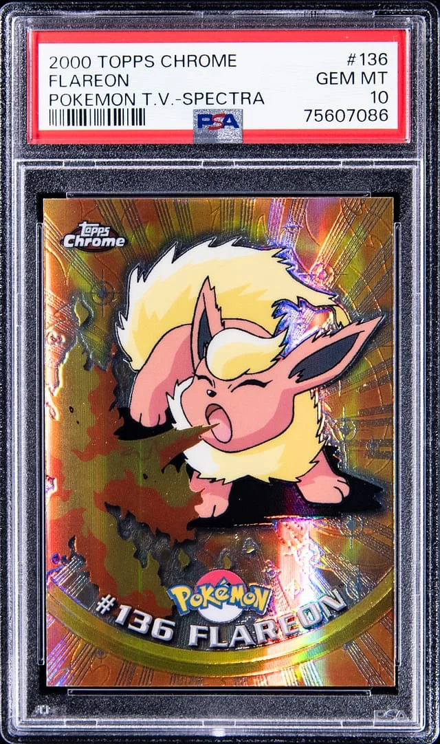 2000 Topps Chrome Flareon Pokemon T.V. Sparkle #136 card image