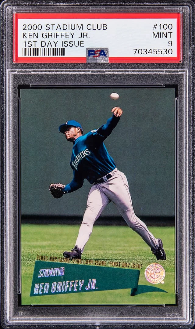 2000 Topps Stadium Club Ken Griffey Jr. 1st Day Issue #100 card image