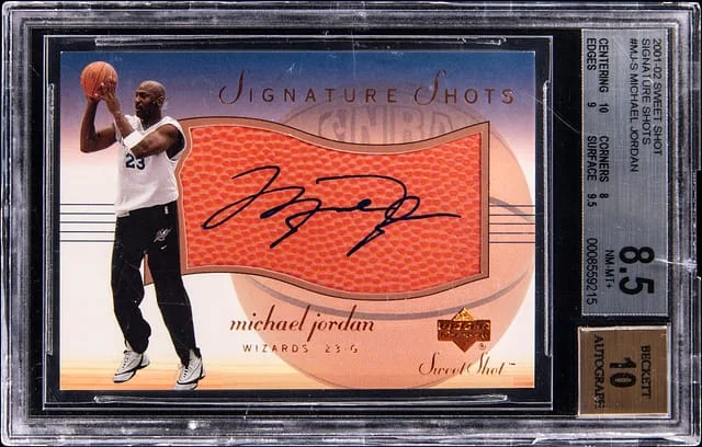 2001-02 Upper Deck Sweet Shot Michael Jordan Signature Shots #MJ-S card image
