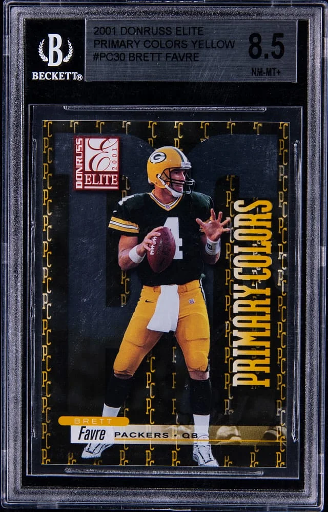 2001 Donruss Elite Brett Favre Primary Colors Yellow #PC30 card image