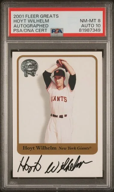2001 Fleer Greats Autographed Hoyt Wilhelm #no-number card image