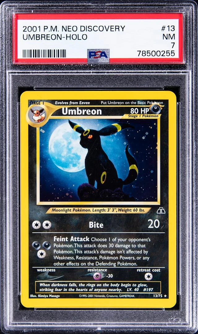 2001 Pokemon Neo Discovery Rare Holofoil Umbreon #13 card image