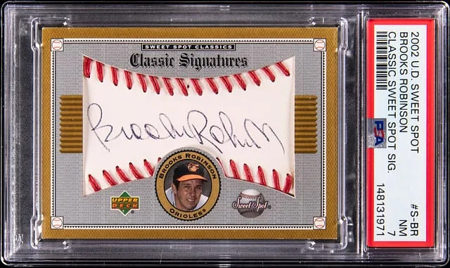 2002 Upper Deck Sweet Spot Classic Brooks Robinson Signatures #S-BR card image