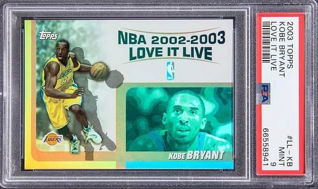 2003-04 Topps Kobe Bryant Love It Live #LL-KB card image