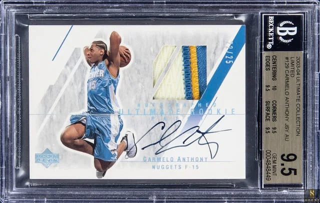 2003-04 Upper Deck Ultimate Collection Carmelo Anthony Patch Autograph (RPA) Limited #129-P card image