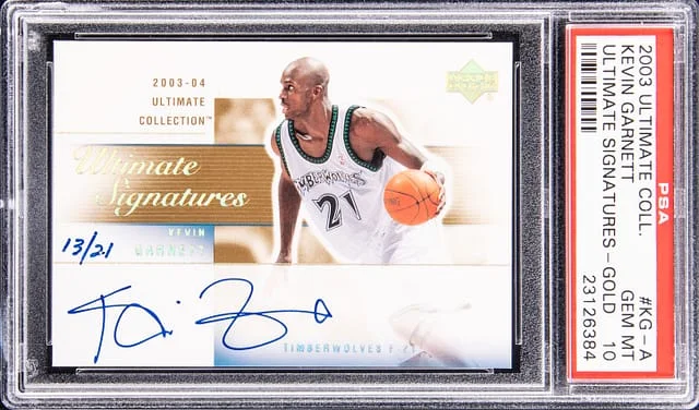 2003-04 Upper Deck Ultimate Collection Kevin Garnett Ultimate Signatures Gold #KG-A card image