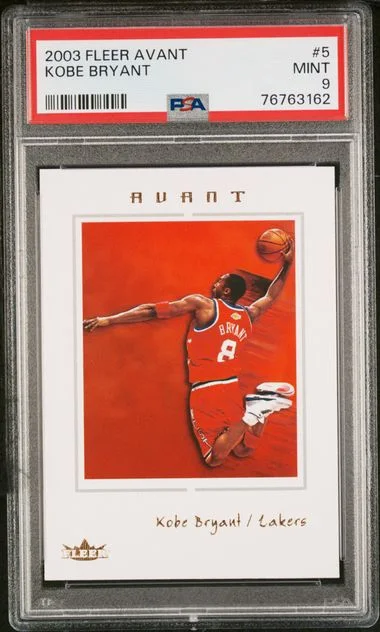 2003 Fleer Avant Kobe Bryant #5 card image