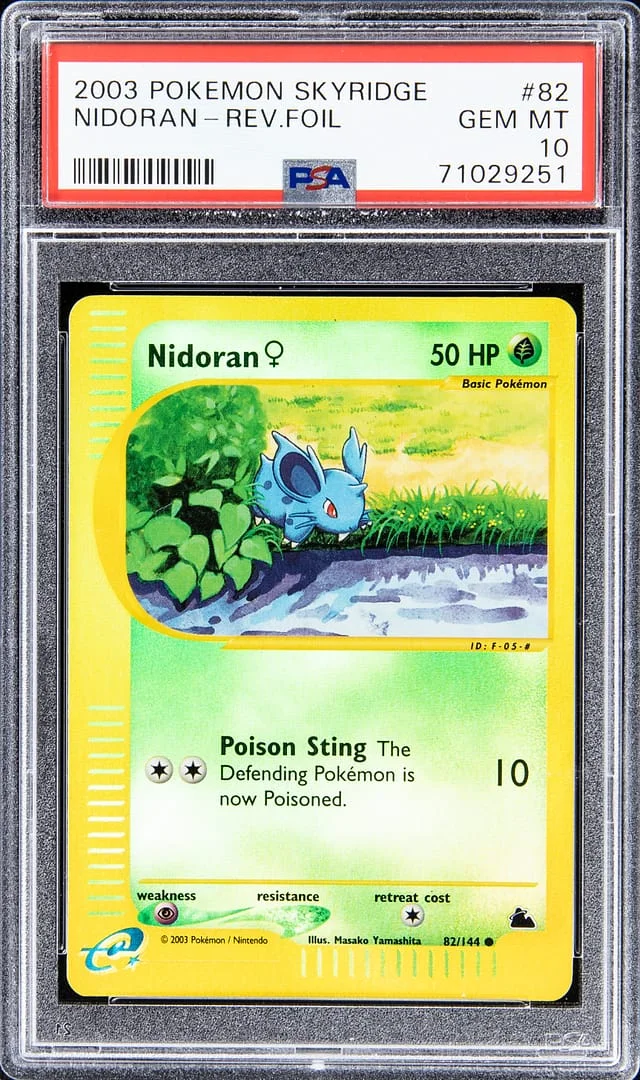 2003 Pokemon Skyridge Reverse Holofoil Nidoran #82 card image