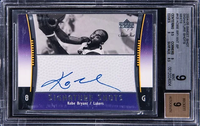 2004-05 Upper Deck Sweet Shot Kobe Bryant Signature Shots White SP #SSW-KB card image