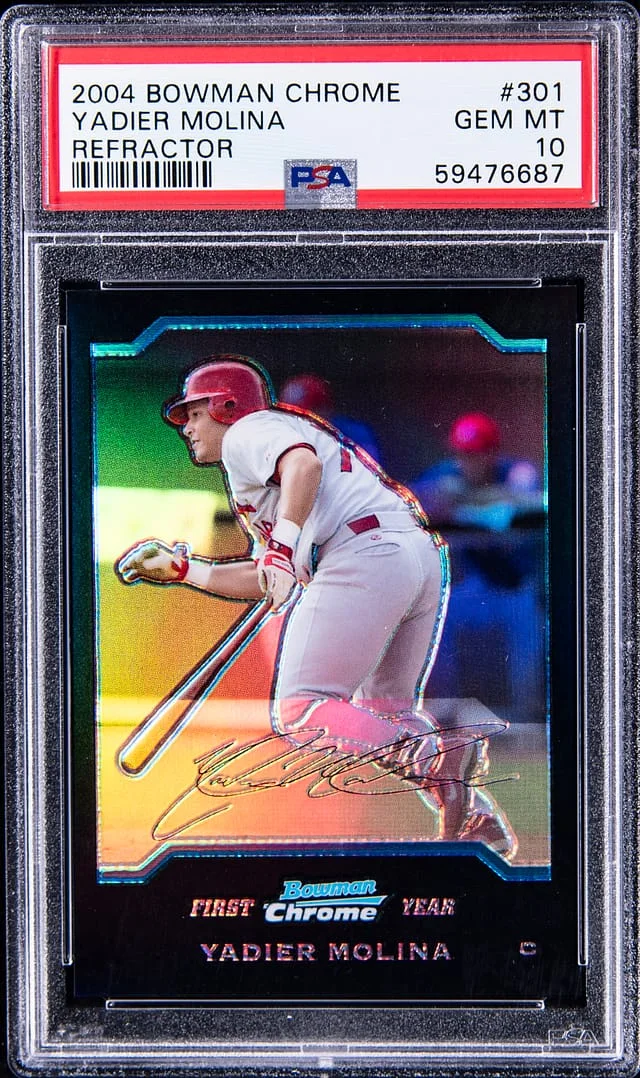 2004 Bowman Chrome Yadier Molina Refractor #301 card image