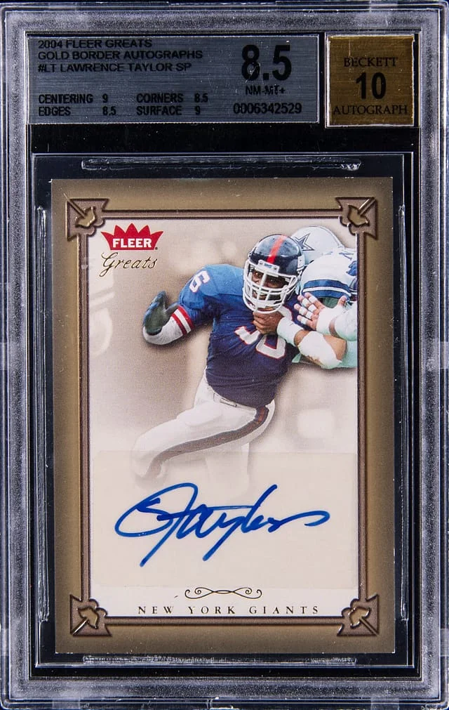 2004 Fleer Greats of the Game Lawrence Taylor Gold Border Autographs #LT card image
