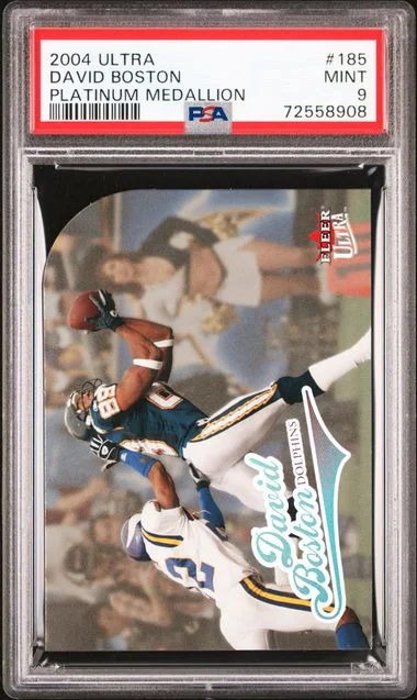 2004 Fleer Ultra David Boston Platinum Medallion #185 card image