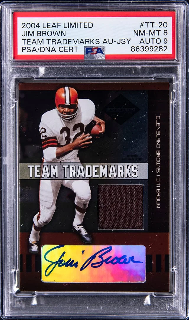 2004 Leaf Limited Jim Brown Team Trademarks Autograph Jersey #TT-20 card image