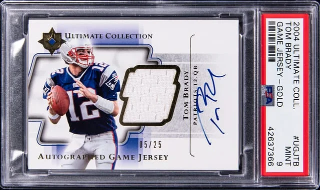 2004 Upper Deck Ultimate Collection Tom Brady Game Jersey Gold #UGJS-TB card image
