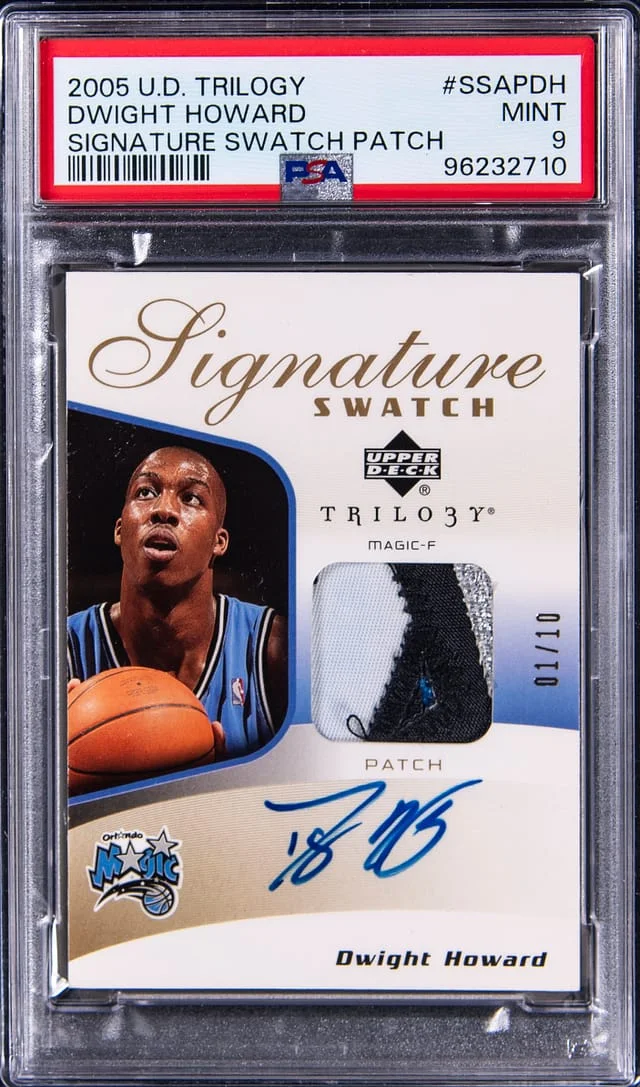 2005-06 Upper Deck Trilogy Dwight Howard Signature Swatch Patch #SSAP-DH card image