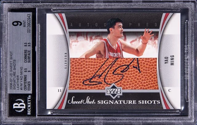 2006-07 Upper Deck Sweet Shot Yao Ming Signatures Shot Leather #SSA-YM card image