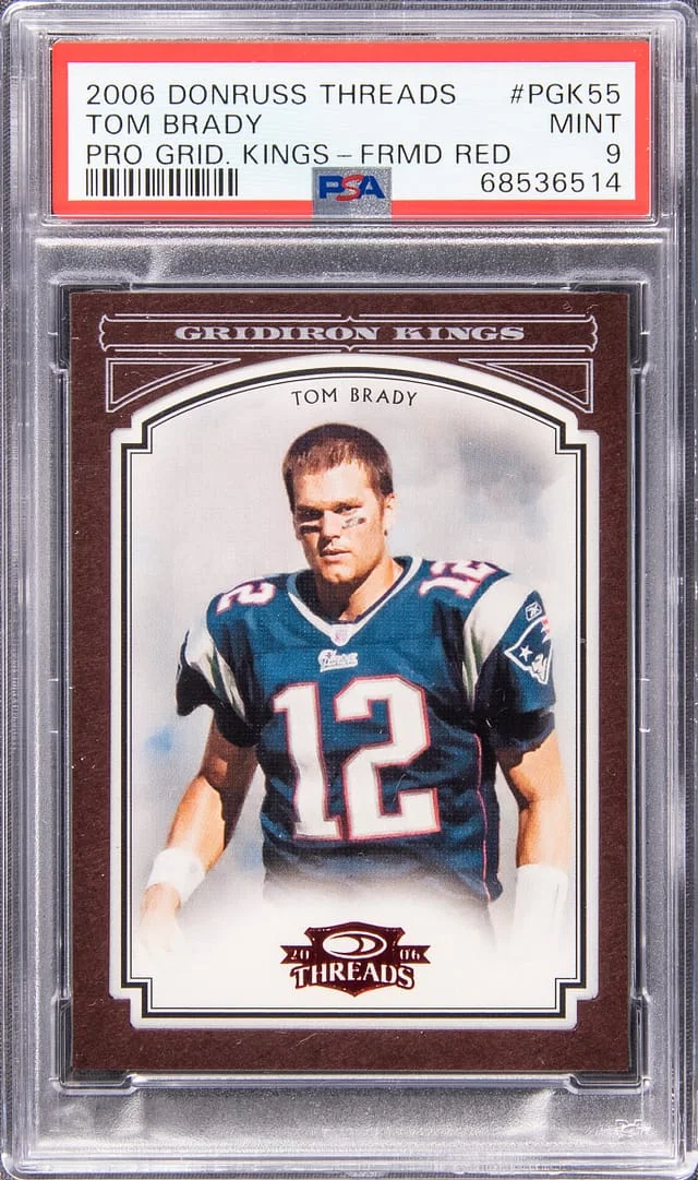 2006 Donruss Tom Brady Threads Pro Gridiron Kings Framed Red #PGK-55 card image