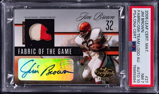 2006 Leaf Certified Materials Jim Brown Fabric Of The Game Team Logo Autograph #27 card image