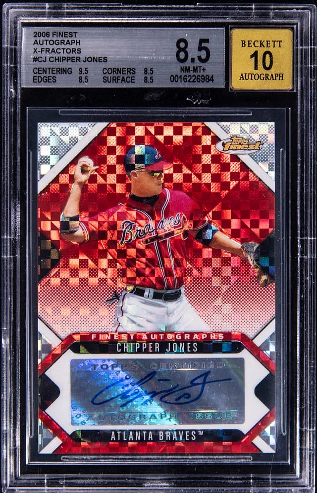 2006 Topps Finest Chipper Jones Autographs X-Fractors #CJ card image