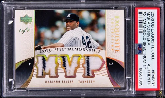 2006 Upper Deck Exquisite Collection Mariano Rivera Exquisite Memorabilia Gold Spectrum #EMMR2 card image