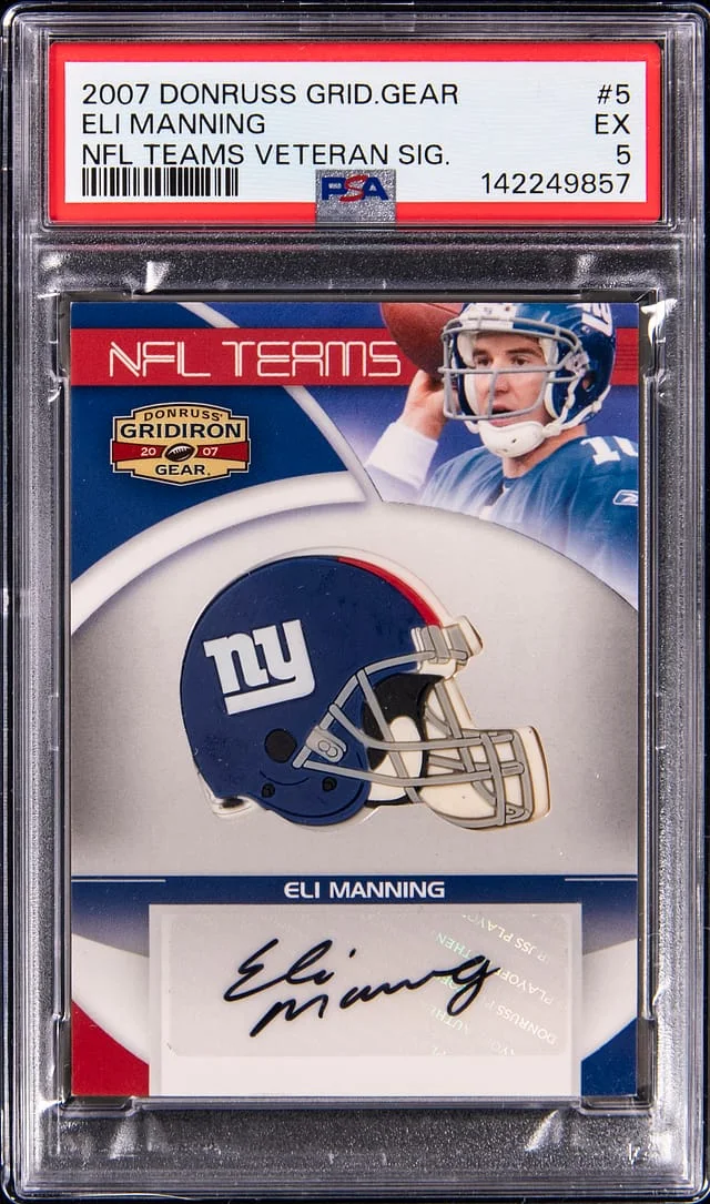 2007 Donruss Eli Manning Gridiron Gear NFL Teams Veteran Signature #5 card image