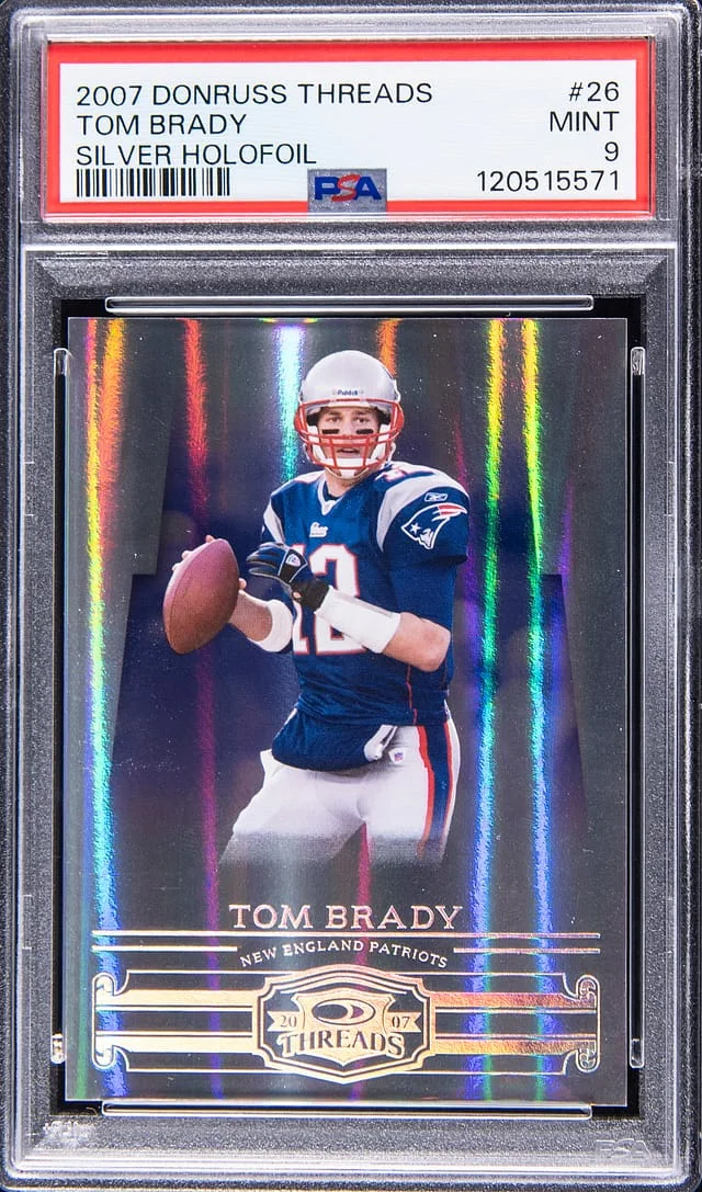 2007 Panini Donruss Tom Brady Threads Silver Holofoil #26 card image