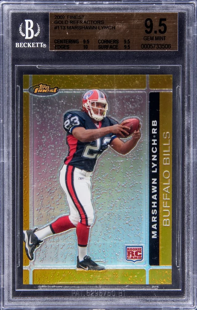 2007 Topps Finest Marshawn Lynch - True Gem+ Example Gold Refractor Gold Refractor #113 card image
