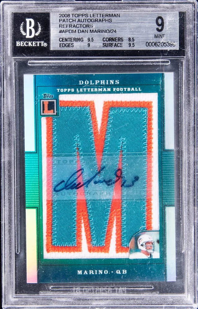 2008 Topps Dan Marino Letterman Patch Autographs #APDM card image