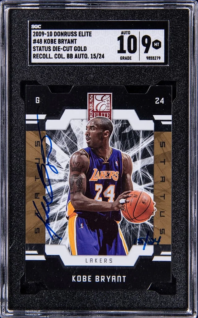 2009-10 Panini Donruss Kobe Bryant Elite Status Die-Cut Gold Recollection Collection Basketball Autograph #48 card image