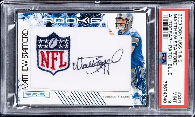 2009 Donruss Matthew Stafford Rookies & Stars Autograph Patch Blue #201 card image
