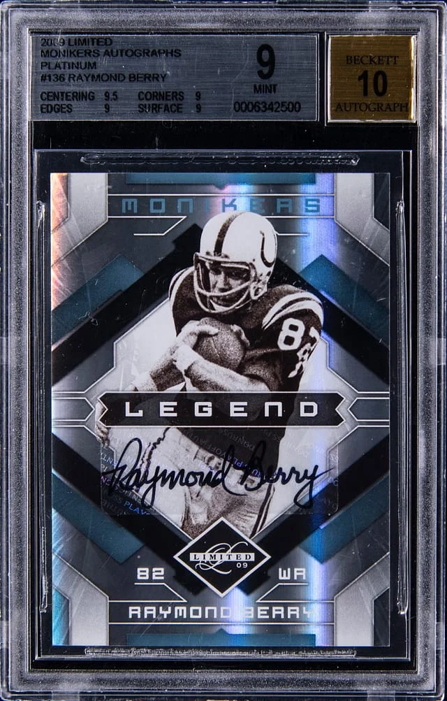 2009 Limited Monikers Autographs Platinum Raymond Berry #136 card image