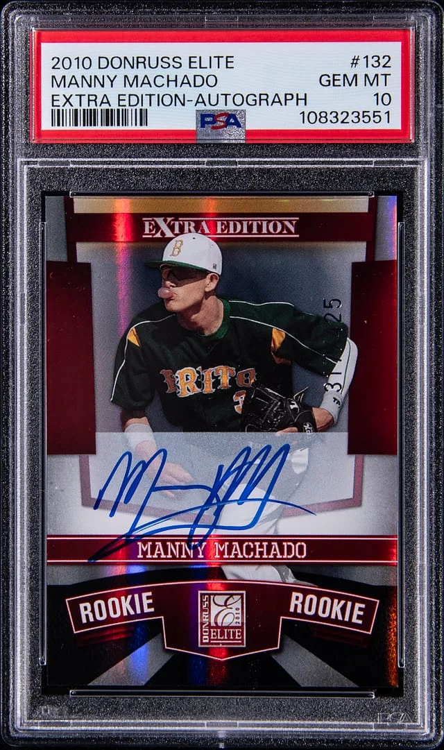 2010 Panini Donruss Elite Extra Edition Manny Machado Autograph #132 card image