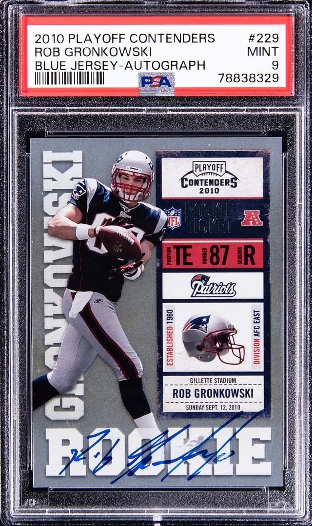 2010 Playoff Contenders Rob Gronkowski, Blue Autograph #229 card image