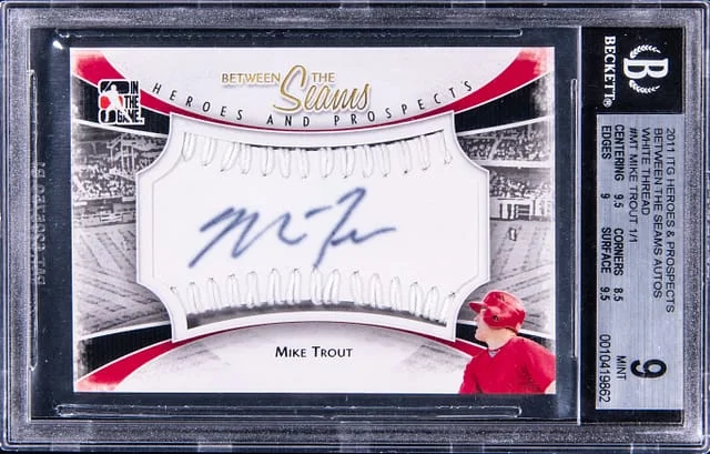 2011 In the Game Mike Trout Heroes & Prospects Between the Seams Autographs White Thread #BTS-MT card image