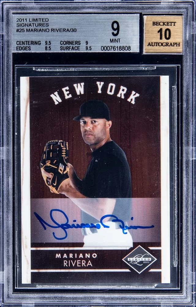 2011 Panini Mariano Rivera Limited Signatures #25 card image
