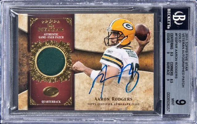 2011 Topps Aaron Rodgers Five Star Veteran Autograph Patch Gold #ESSP-AR card image