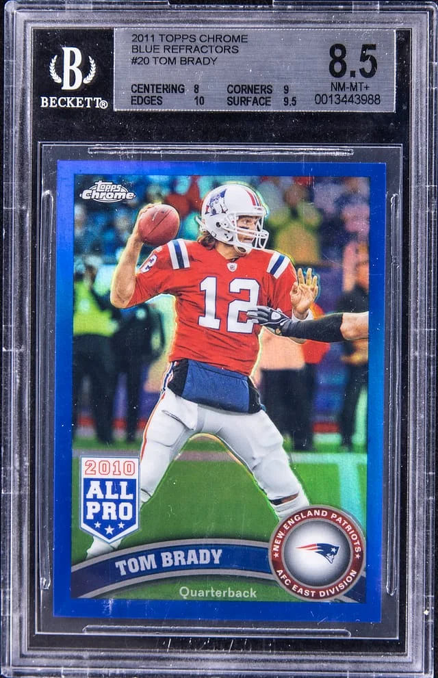 2011 Topps Chrome Tom Brady Blue Refractor #20 card image