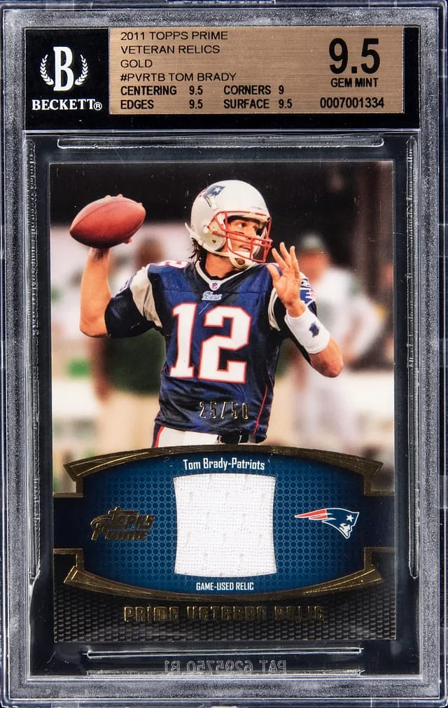 2011 Topps Tom Brady Prime Veteran Relics Gold #PVR-TB card image
