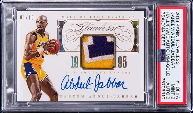 2013-14 Panini Flawless Kareem Abdul-Jabbar Hall Of Fame Autograph Memorabilia Gold #HOFKA card image