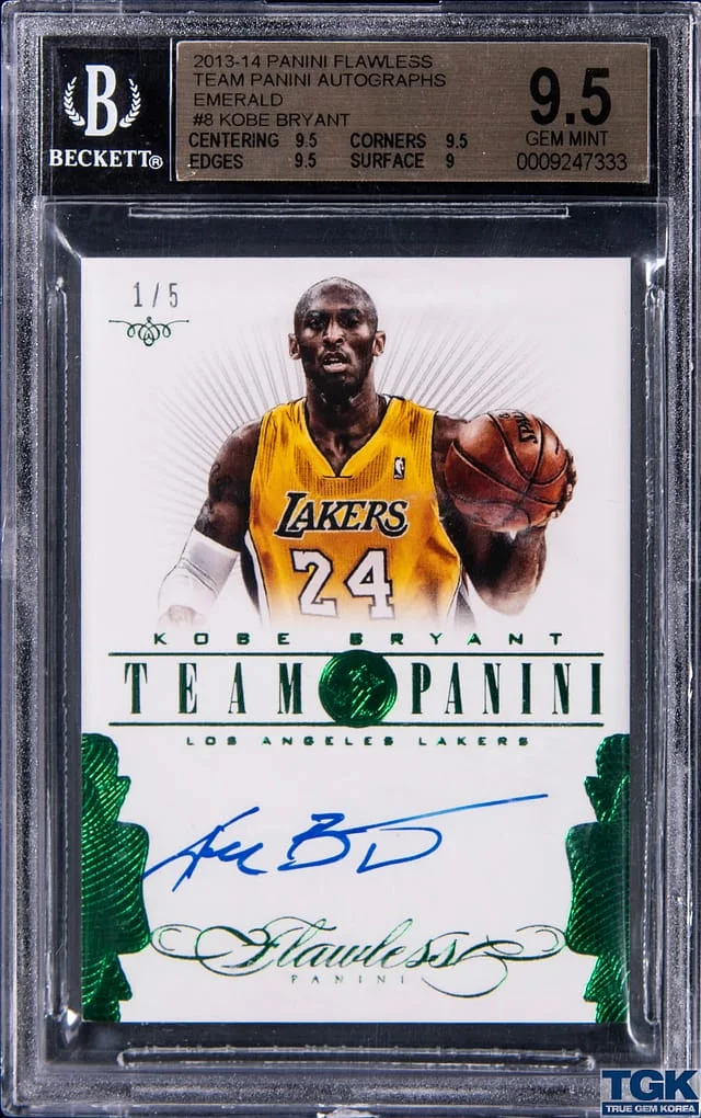 2013-14 Panini Flawless Kobe Bryant Team Panini Autographs Emerald #TM-KB3 card image