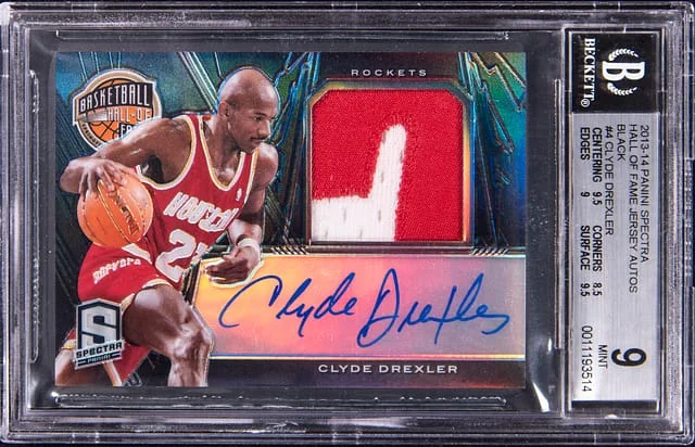 2013-14 Panini Spectra Clyde Drexler Hall of Fame Jersey Autographs Black #4 card image