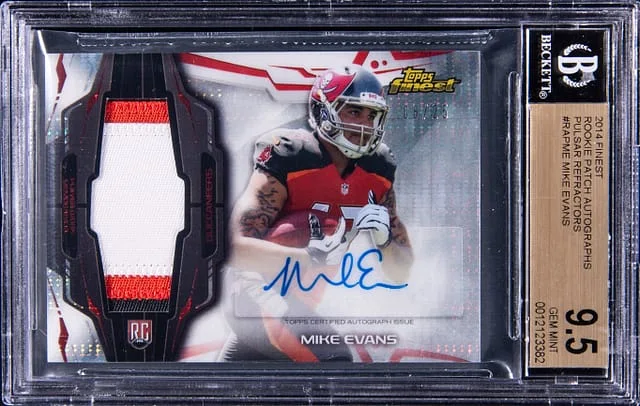 2014 Topps Finest Mike Evans Patch Autographs Pulsar Refractor #RAP-ME card image