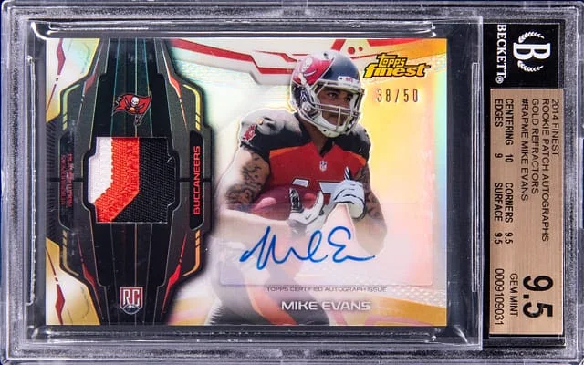 2014 Topps Finest Mike Evans Patch Autograph (RPA) Gold Refractor #RAPME card image