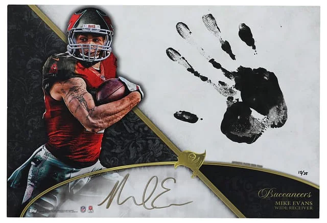2014 Topps x 12 - Topps Mike Evans Signed, Hand Print #18 card image