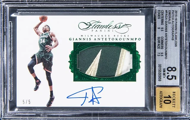 2015-16 Panini Flawless Giannis Antetokounmpo Patch Autographs Emerald #PA-GA card image