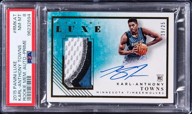 2015-16 Panini Karl-Anthony Towns Luxe Memorabilia Autograph Prime #RMKAT card image