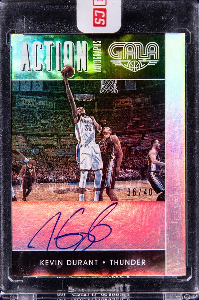 2015-16 Panini Kevin Durant Gala Action Autograph #AA-KDR card image