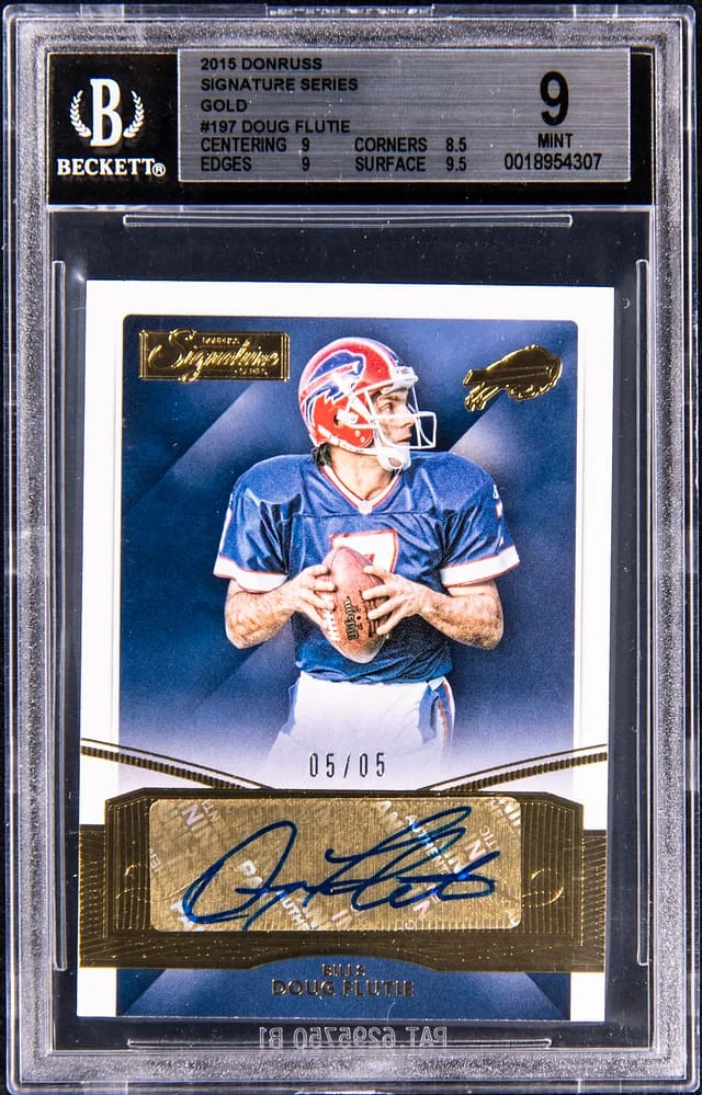 2015 Panini Donruss Doug Flutie Signature Series Gold #197 card image
