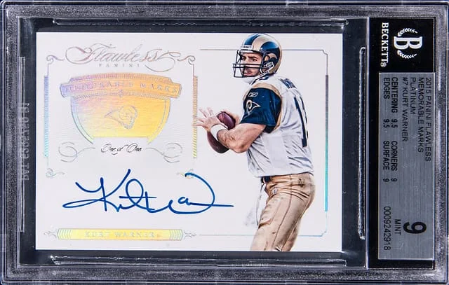 2015 Panini Flawless Kurt Warner Memorable Marks Platinum #MM-KW card image